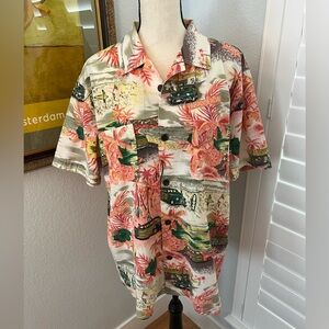Mens Hawaiian print shirt
